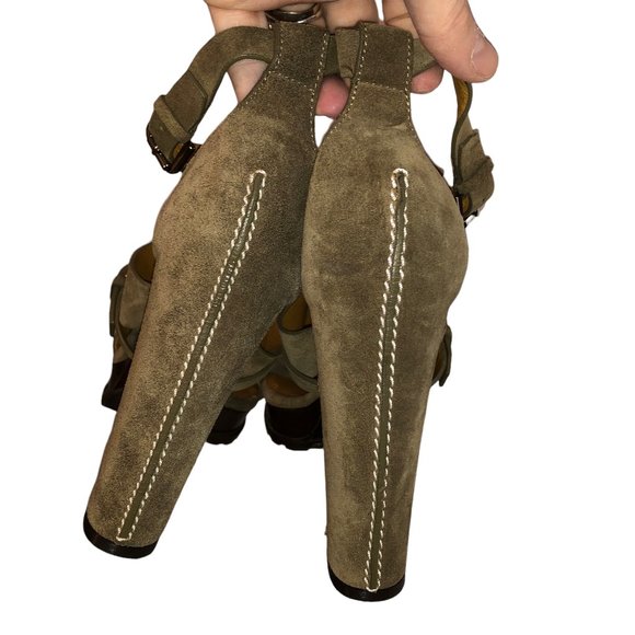 Ralph Lauren Purple Label Collection taupe suede leather lug sole sandal… - Picture 4 of 4